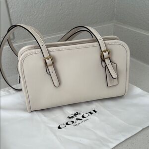 Coach Cream Swinger Bag